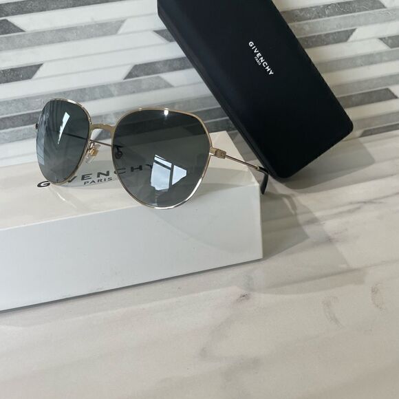 NIB Givenchy GV 7170/G/S Sunglasses main image 9